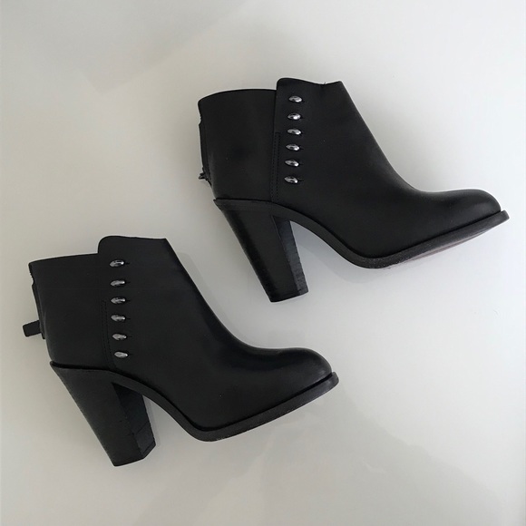 rag & bone Shoes - Rag & Bone Ankle Boots (SZ 6)